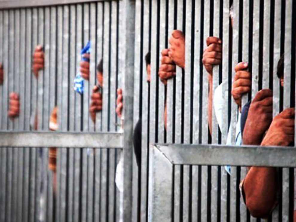 केन्द्रीय कारागारबाट भागेका एक हजार भन्दा बढी कैदीबन्दी अझै फरार