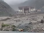 रसुवामा बाढीले बगाउदा १८  जना बेपत्ता 
