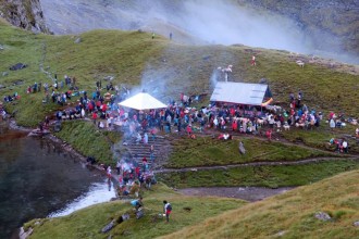 पुजारीले चिच्च्याएर बर मागिदिने ‘खयरभरानी’
