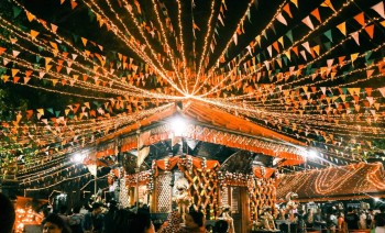 झिलिमिली बत्तीले सिङ्गारिए काठमाडौँका मठमन्दिर तथा शक्तिपीठ