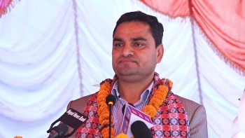 पूर्वविशिष्ट पदाधिकारीलाई सुविधा दिन हुँदैन : स्वास्थ्य मन्त्री पौडेल