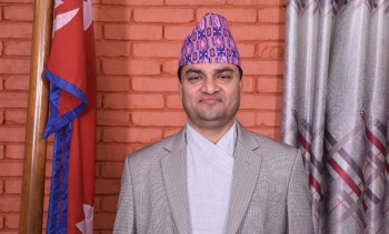 दोहोरोपना हटाएर स्वास्थ्य बीमा उपचार प्रोटोकल बनाउने मन्त्री पौडेलको तयारी