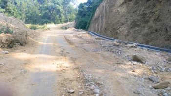 सालझण्डी–ढोरपाटन सडक : तीन पटक म्याद थप्दा बल्ल ६० प्रतिशत काम