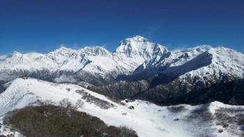 पूर्वाधारका पर्खाइमा सोवाङधुरी : हिमाल र सूर्येदय हेर्न आकर्षकस्थल