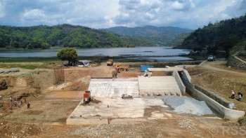 यसरी फेरिँदैछ रुपातालको रुप