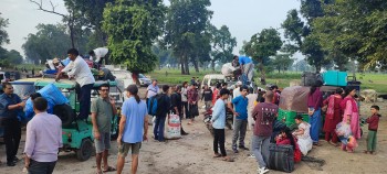 भारतबाट फर्किनेको गड्डाचौकीमा भीड : स्वास्थ्य परीक्षण अनिवार्य