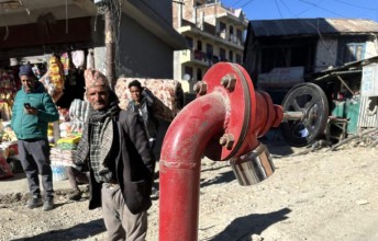 जुम्लामा ‘फायर हाइड्रेन्ट’ को प्रयोग गरी आगलागी नियन्त्रण