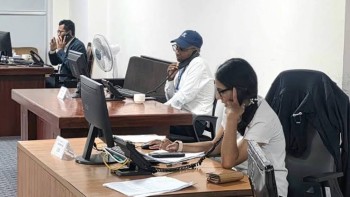 हेलो सरकारमा गुनासा : विद्यालय र अभिभावकले कपाल छोटो बनाउन दबाब दिए