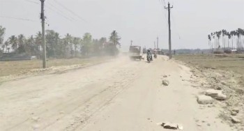 हुलाकी राजमार्ग फराकिलो बनाउन आग्रह