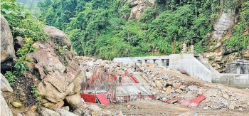 बाढी पहिरोबाट निर्माणाधीन कसुवाखोला हाइड्रोपावरमा क्षति