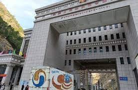 नेपाली व्यवसायीका लागि केरुङ आकर्षक बन्दै