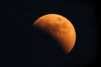 मङ्गलबार ग्रस्तोदित खण्डग्रास चन्द्रग्रहण लाग्ने