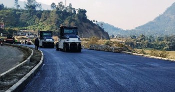कालीगण्डकी कोरिडोरको नौ किलोमिटर सडक कालोपत्र
