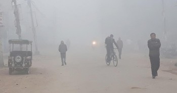 तीन दिनदेखिको शीतलहरले  जनजीवन प्रभावित