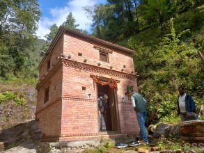 पुनःनिर्माण सुरु भएको तीन वर्षसम्म अलपत्र बन्यो ललितपुरको बालेश्वरी मन्दिर