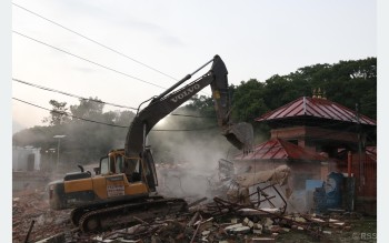 तिलगंगा पशुपति क्षेत्रका अतिक्रमित घर भत्काउन सुरु