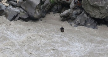 महाकालीमा तुइन चुँडिदा एकजना बेपत्ता