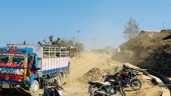 उदयपुर–२ मा फेरिरहन्छन् प्रतिनिधि, फेरिँदैन सडकको अवस्था