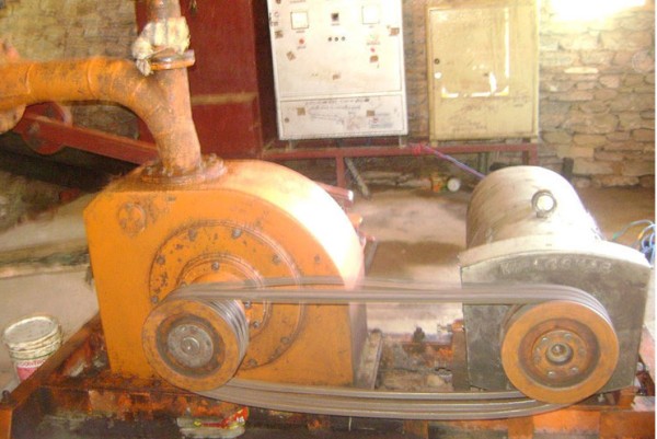 लघु जलविद्युत् आयोजनाका उपकरण अलपत्र