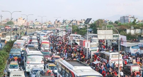 महानवमीसम्म ६ लाख ११ हजार बढीले छाडे काठमाडौँ