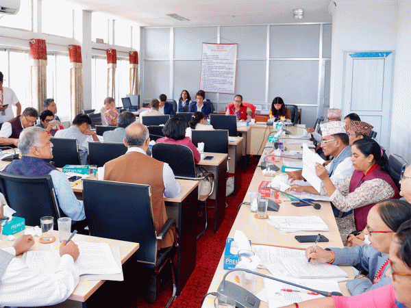 निजामती सेवामा अवकाश उमेर हदबारे टुंगो लागेन, आज पनि बैठक बस्दै