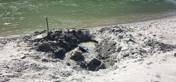 त्रिशूली नदीमा फेला परेको बसको आज पनि उत्खनन गरिने