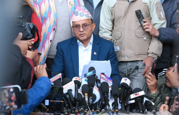 ओली र लेखकको गिरफ्तारीप्रति एमालेको आपत्ति, देशभर आन्दोलन घोषणा