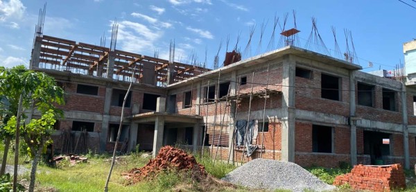 एक वर्षअघि नै सक्नुपर्ने भेटेरिनरी अस्पतालको निर्माण अझै अलपत्र