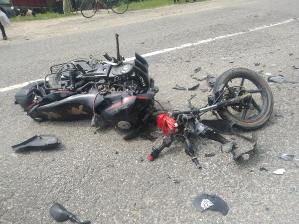 मोटरसाइकल दुर्घटनामा तीन जनाको मृत्यु, एक घाइते