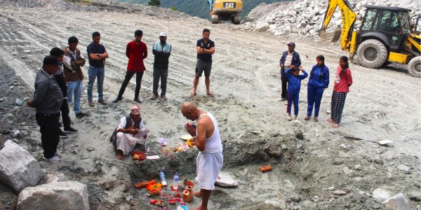 दुई करोडको लागतमा रघु गंगा गाउँपालिकाको प्रशासकीय भवन बन्दै