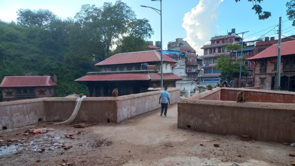अलपत्र भएको करिब एक वर्षपछि बन्यो गौरीघाट पुल