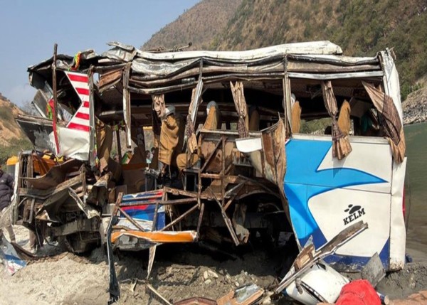 रामेछाप बस दुर्घटना अपडेट : मृतकको संख्या १२ पुग्यो