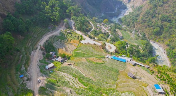 ट्र्याक खुलेको १४ वर्षपछि दरवाङ–बिम–दिच्याम सडक स्तरोन्नति हुदै