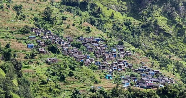 बसाइँसराइले  बागलुङका ग्रामीण क्षेत्र सुनसान