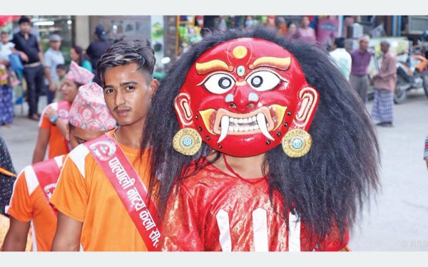 ढोल–झ्याम्टासँगै जाग्दै छ पाल्पाको लाखे संस्कृति