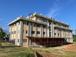 करोडौँ खर्चेर बनाएको पालिकास्तरीय अस्पताल भवन प्रयोगविहीन