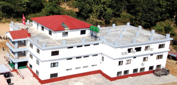 हुप्सेकोट गाउँपालिकाद्धारा ५६ बालिकालाई पाँच हजारसहितको बैंक खाता उपहार