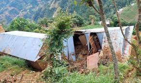 पहिरो नियन्त्रणपछि गाउँ फर्किए विस्थापित