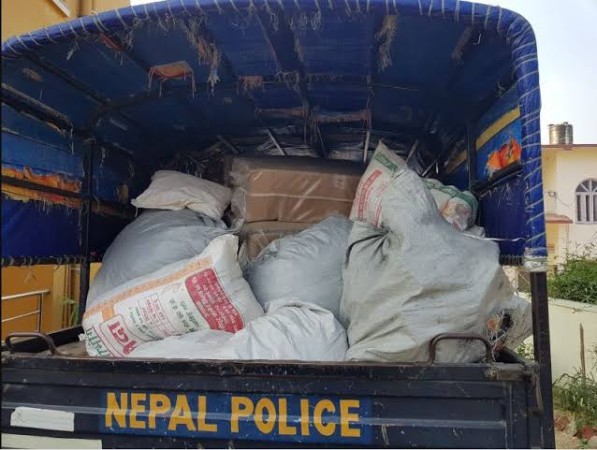 झापामा एक वर्षमा ५ करोडको अवैध सामान बरामद