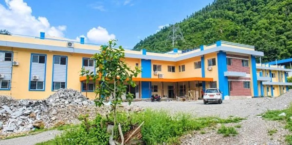कुरिनटारस्थित इच्छाकामना आधारभूत अस्पताल : नयाँ भवन बन्यो, आवश्यक जनशक्ति छैन