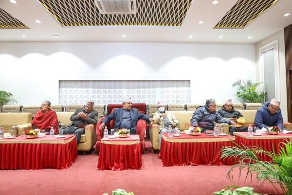 पार्टीलाई थप सुदृढ बनाउन एकताबद्ध भएर लाग्छौँ : ईश्वर समुह