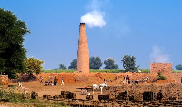 कोभिडले बन्द भएका इँटा उद्योग अझै सञ्चालनमा आएनन्