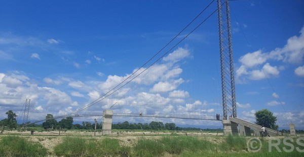 निन्दा खोलामा मल्टिस्पान झोलुङ्गे पुल निर्माण