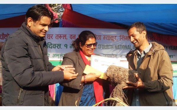 पोखरामा बृहत् कन्दमूल प्रदर्शनी