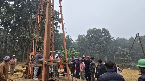 लहानमा वर्षैंदेखि अलपत्र खानेपानी आयोजनाको काम पुनः सञ्चालन