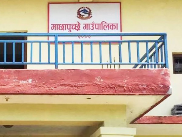 माछापुच्छ्रे गाउँपालिकाद्धारा खानीजन्य पदार्थ उत्खननमा रोक
