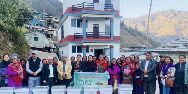 महिलालाई आयआर्जनसँग जोड्न तालिमसहित मौरीघार उपहार