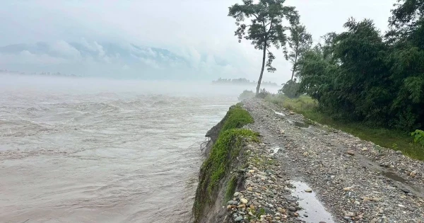 नारायणी किनार : तटबन्धसहित सौन्दर्यअभिवृद्धि