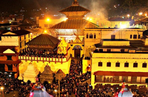 पशुपतिनाथमा अराजक समूह पुगेपछि खटियो सेना