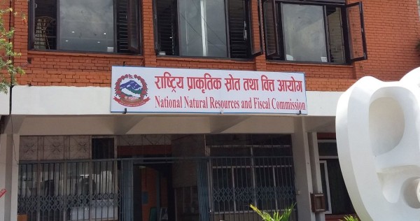 प्रदेश र स्थानीय तहलाई एक खर्ब ५१ अर्ब अनुदान छुट्याउन सिफारिस